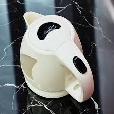Compact electric kettle for tea and coffee by Zoni Stores