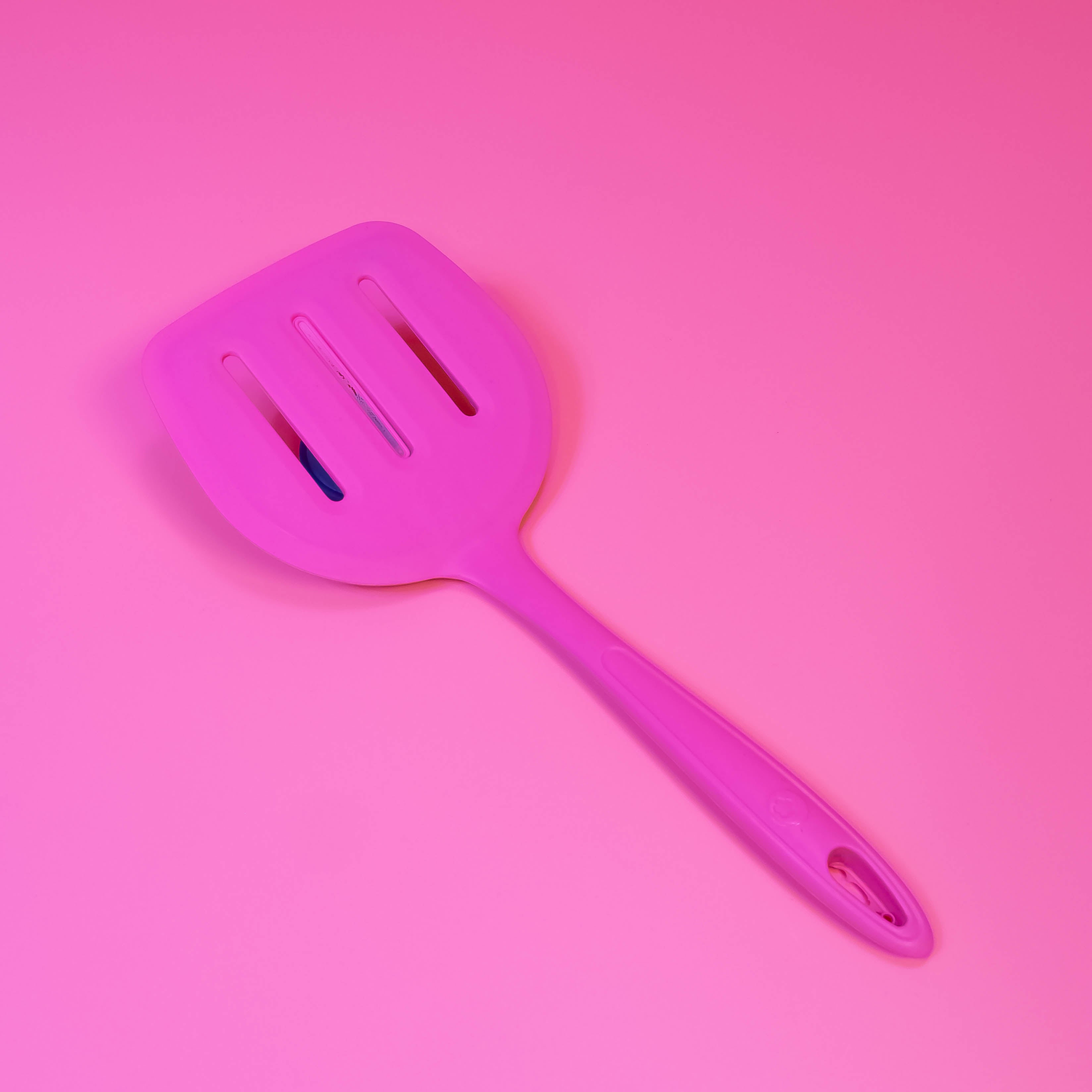 Flex Turner Long Edition: Your Multi-Color, High-Quality Silicone Paratha Flipper