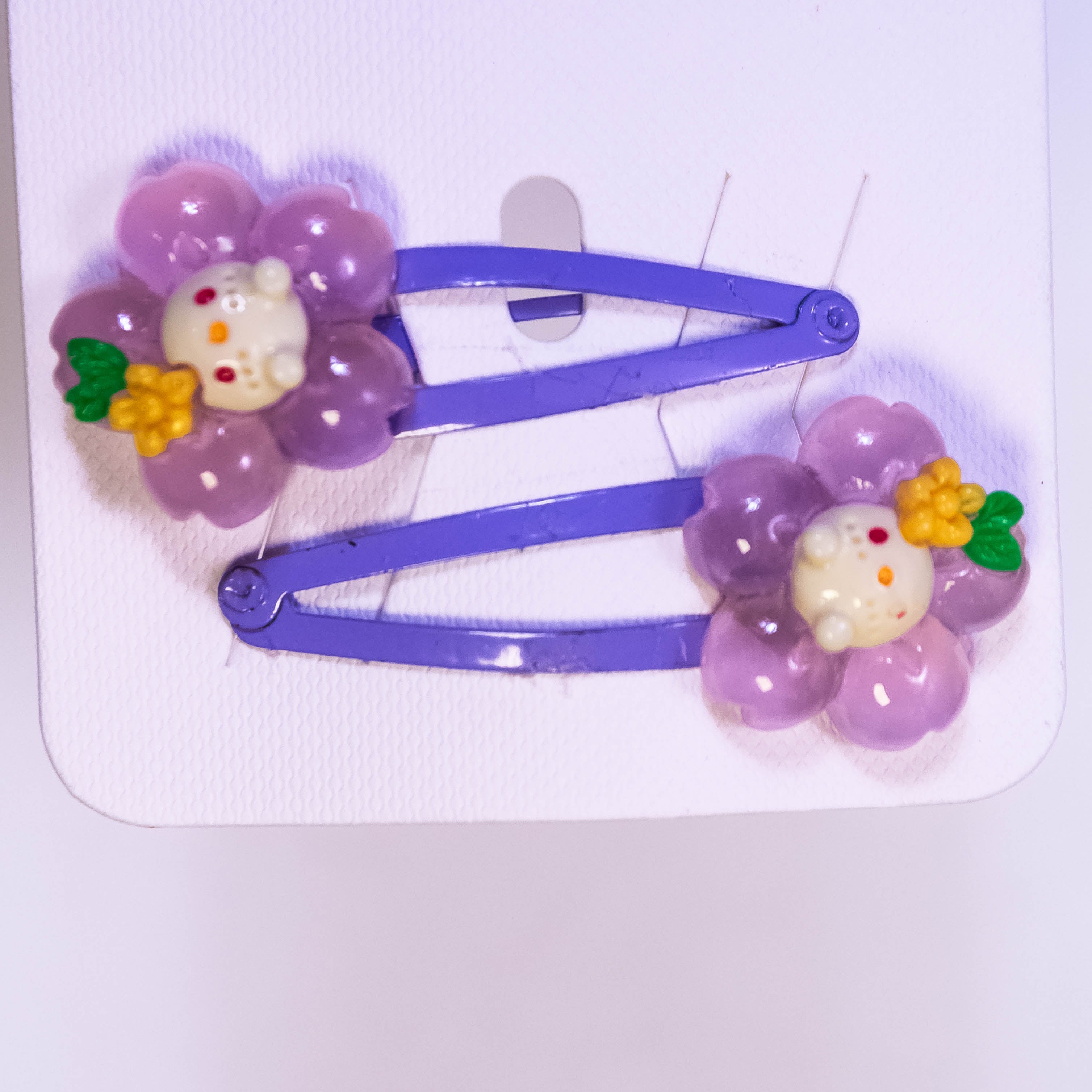 Floral Delight: Pack of 2 Vibrantly Colored Pins