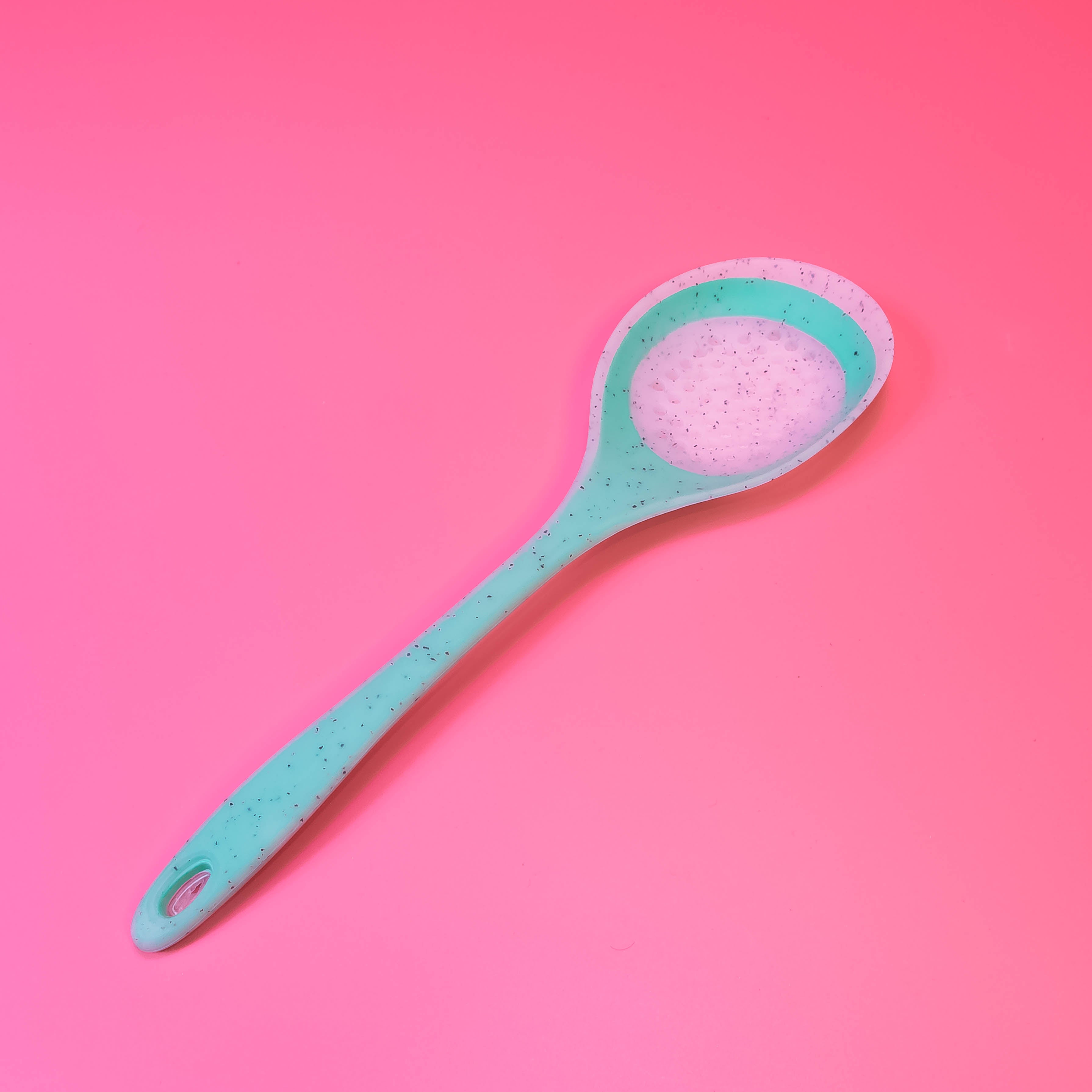 Versatile Kitchen Helper: Silicone Colander Shovel Strainers Spoon
