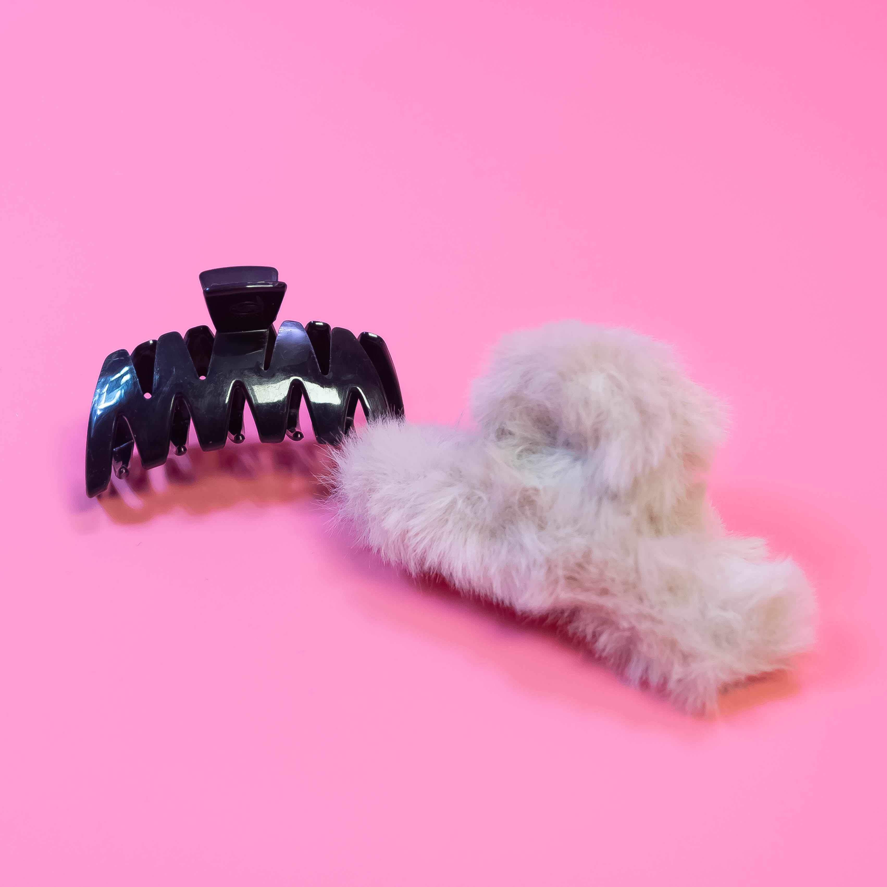 Chic Hair Accents: Hair Claw Clips Duo - 2