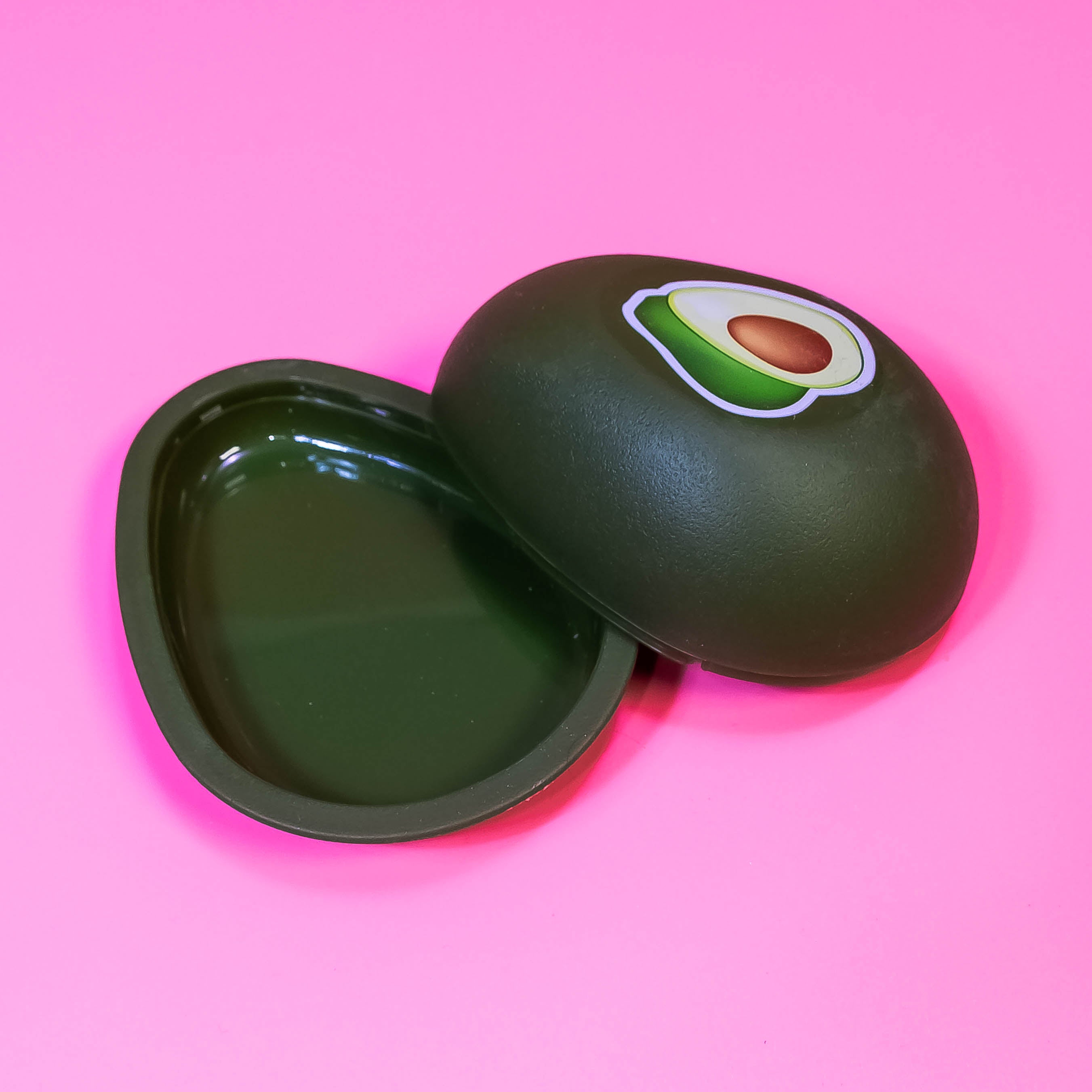 Avocado Saver: Keep Your Avocado Fresh and Delicious