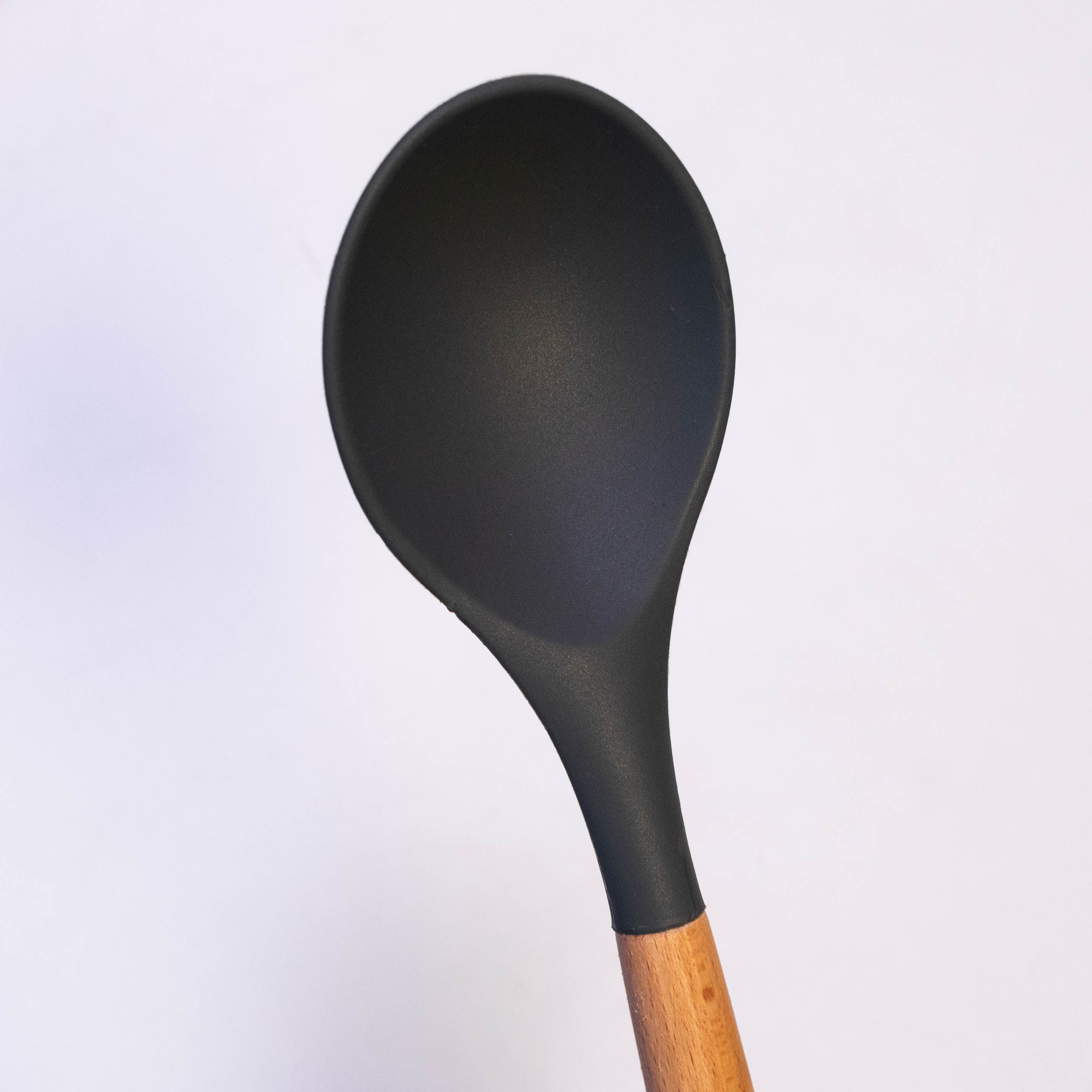 OEM Color Simple Durable Food Grade Kitchen Silicone Serving Spoon with Wooden Handle