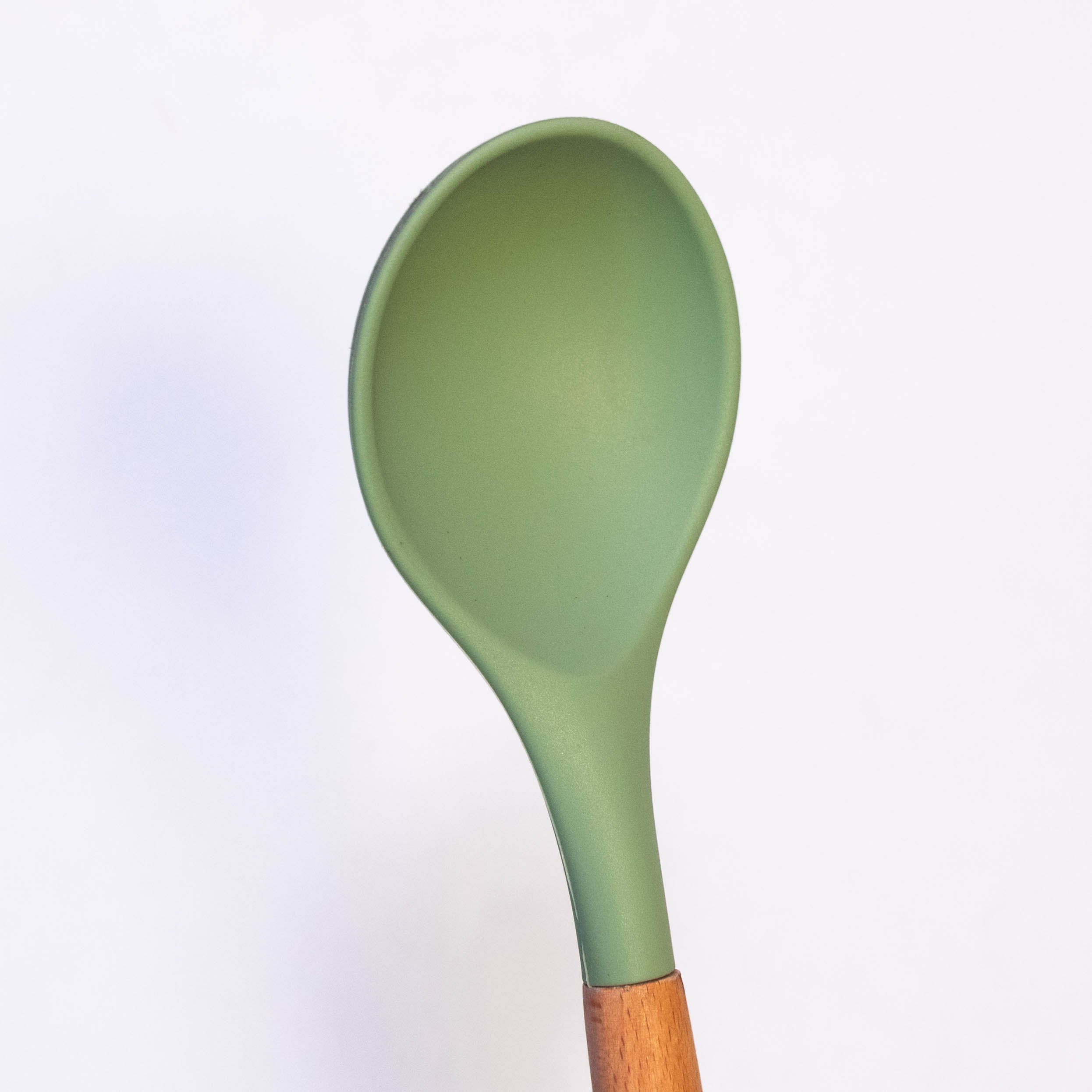 OEM Color Simple Durable Food Grade Kitchen Silicone Serving Spoon with Wooden Handle