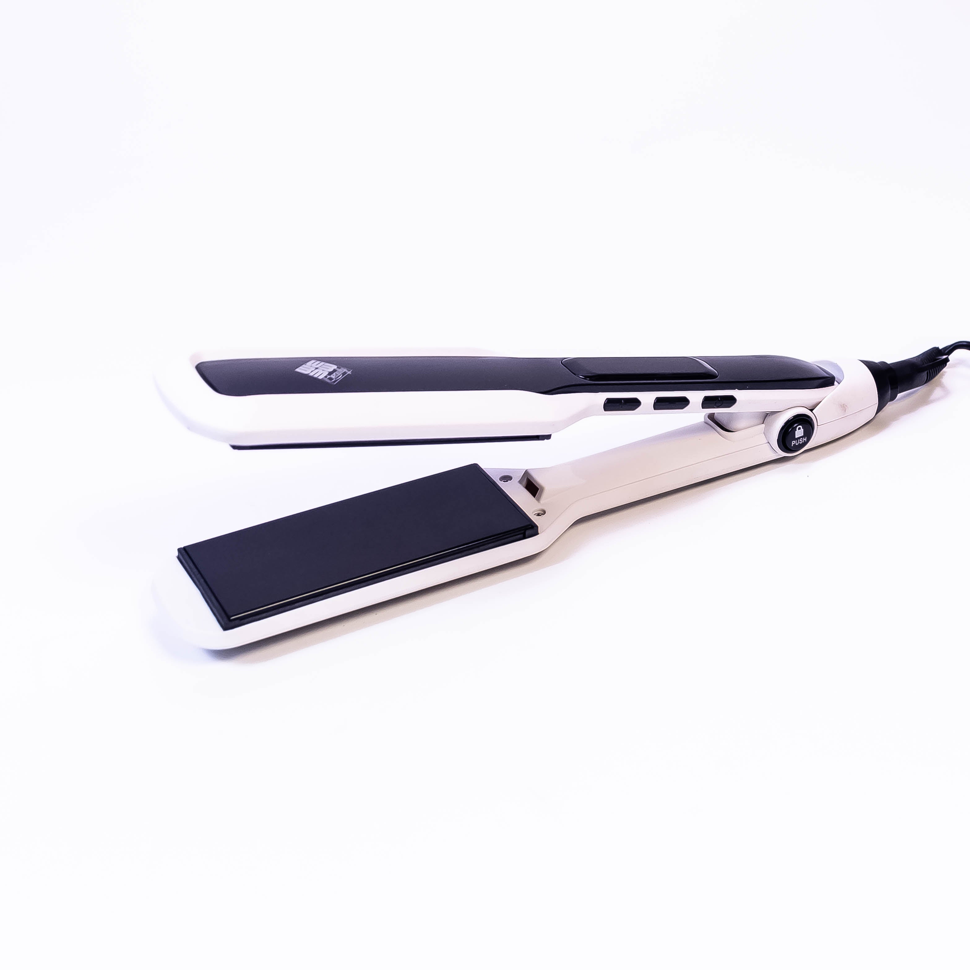 PLANCHA Professional Hair Straightener - Your Styling Essential for Sleek and Silky Hair
