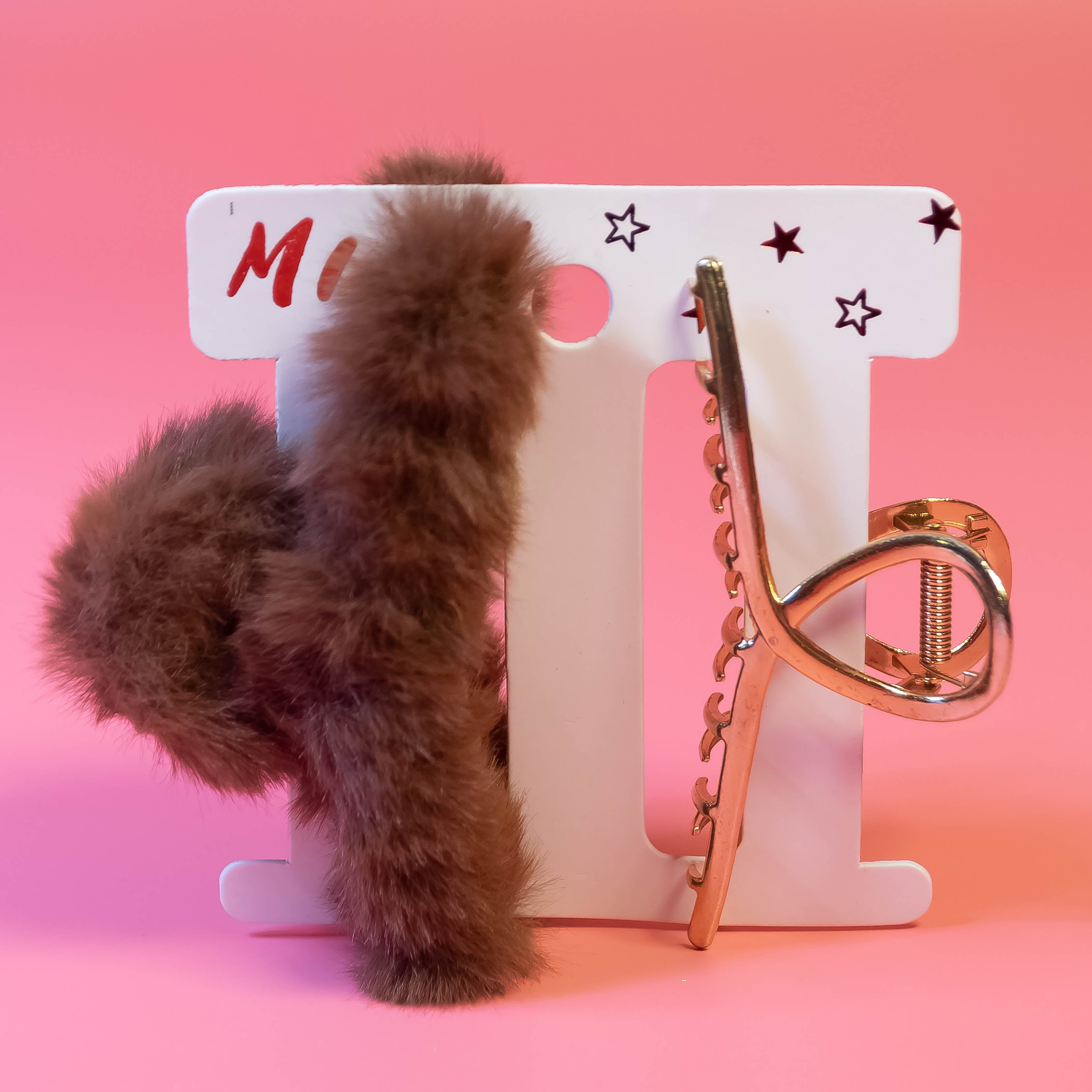 Upgrade Your Hairstyle with Elegance: Hair Claw Clips Pack