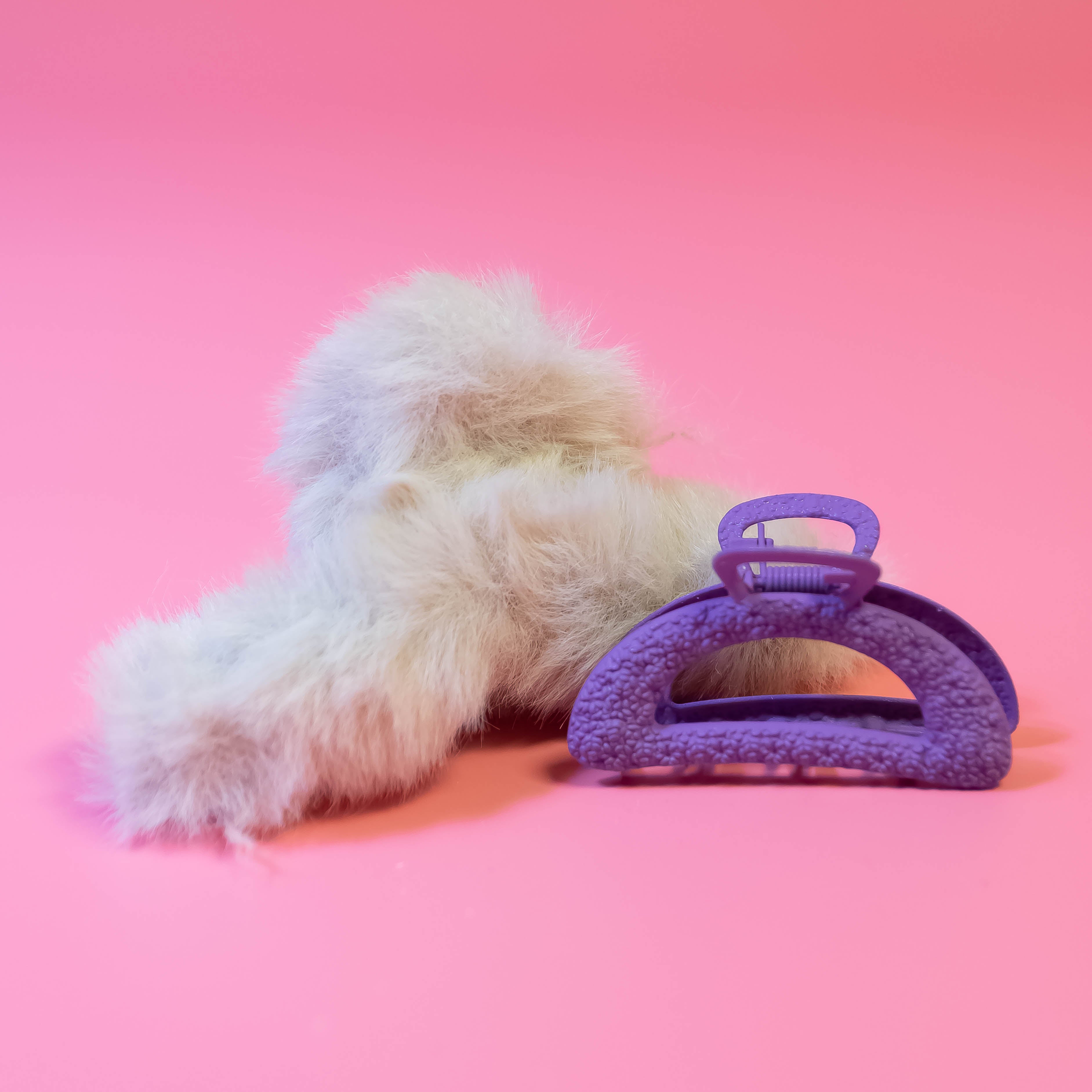 Elevate Your Hairstyle with Glamour: Hair Claw Clips Duo