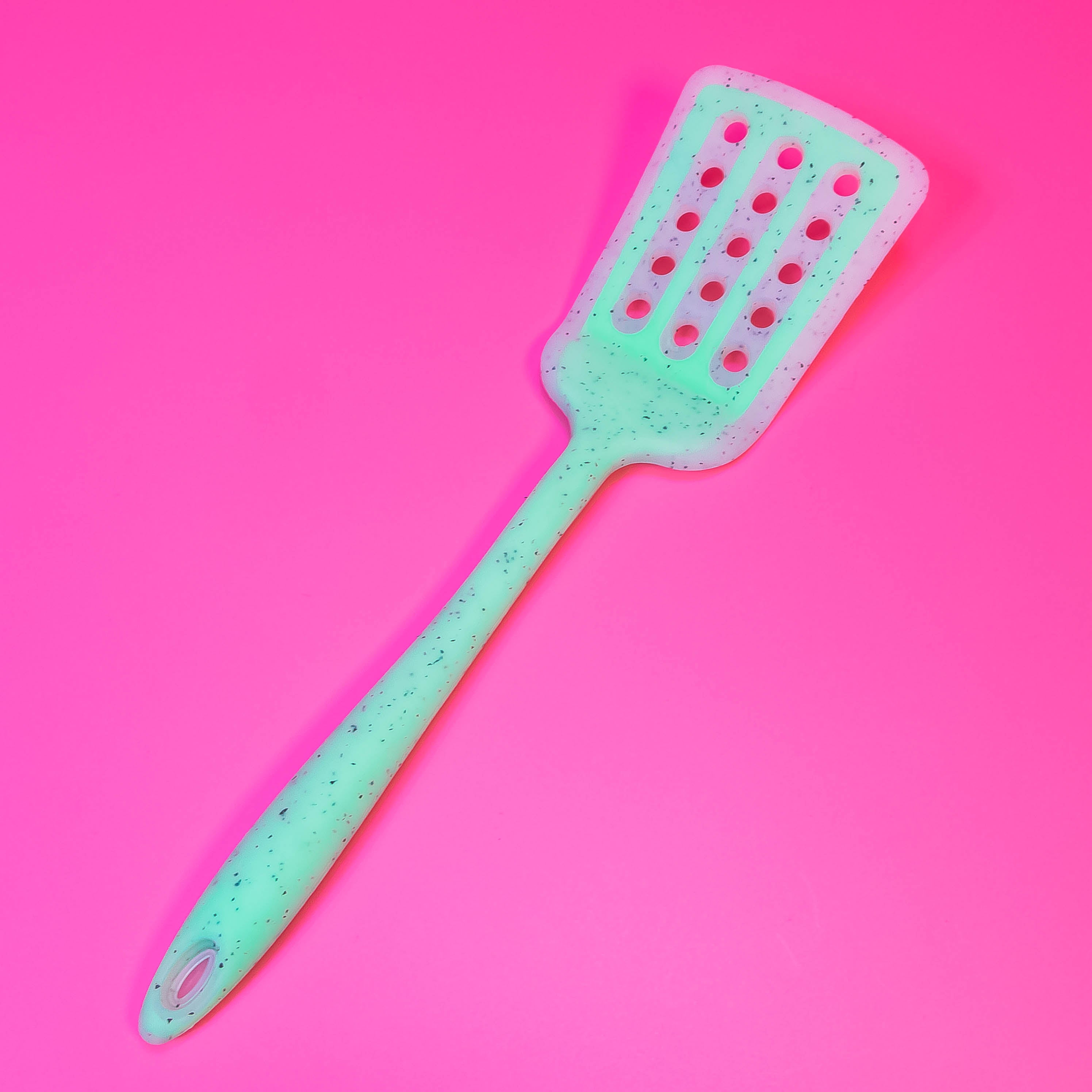 Silicone Slotted Turner: Your Colorful Kitchen Essential - Long Length