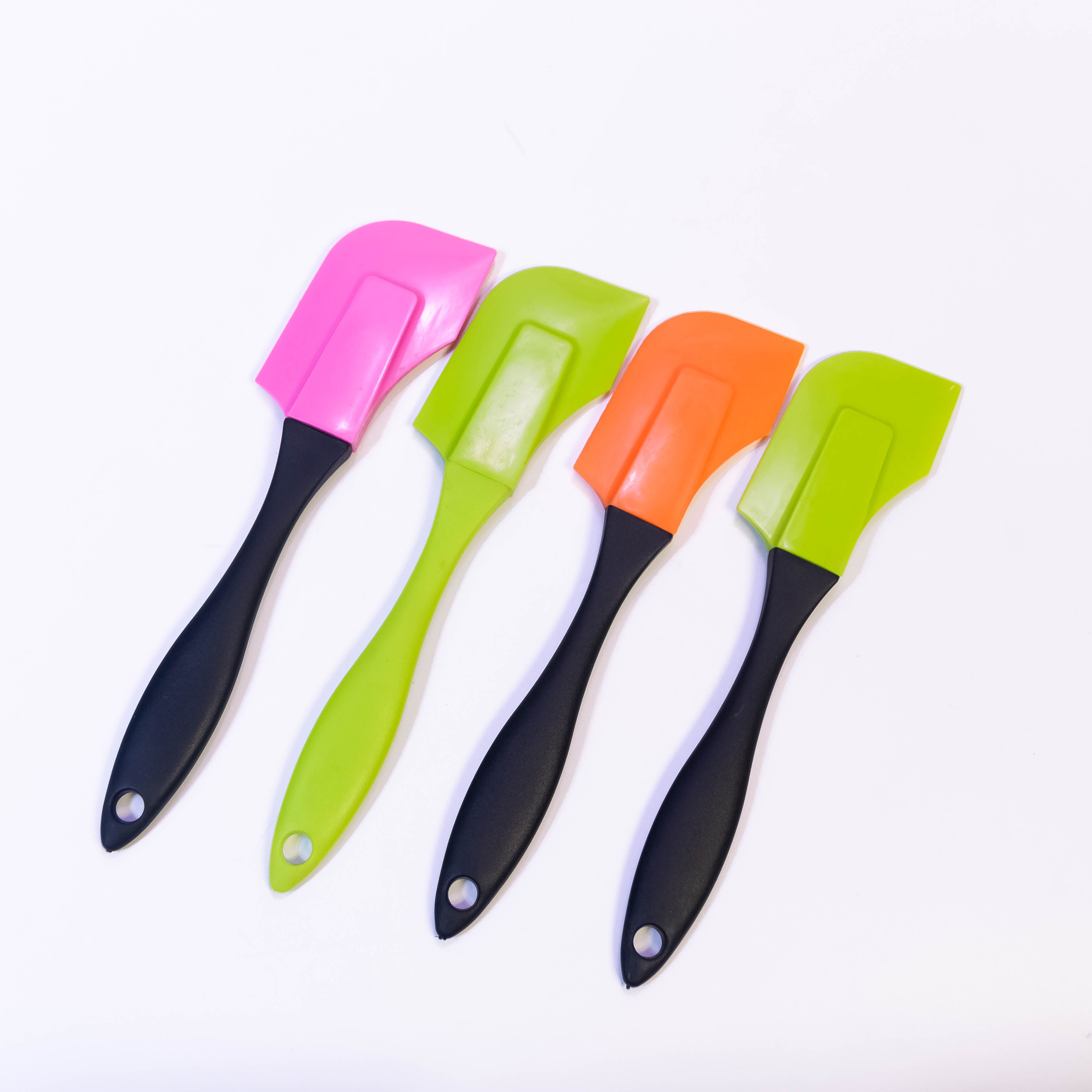 High-Quality Silicone Scraper: Mastering Butter Spreading in Style