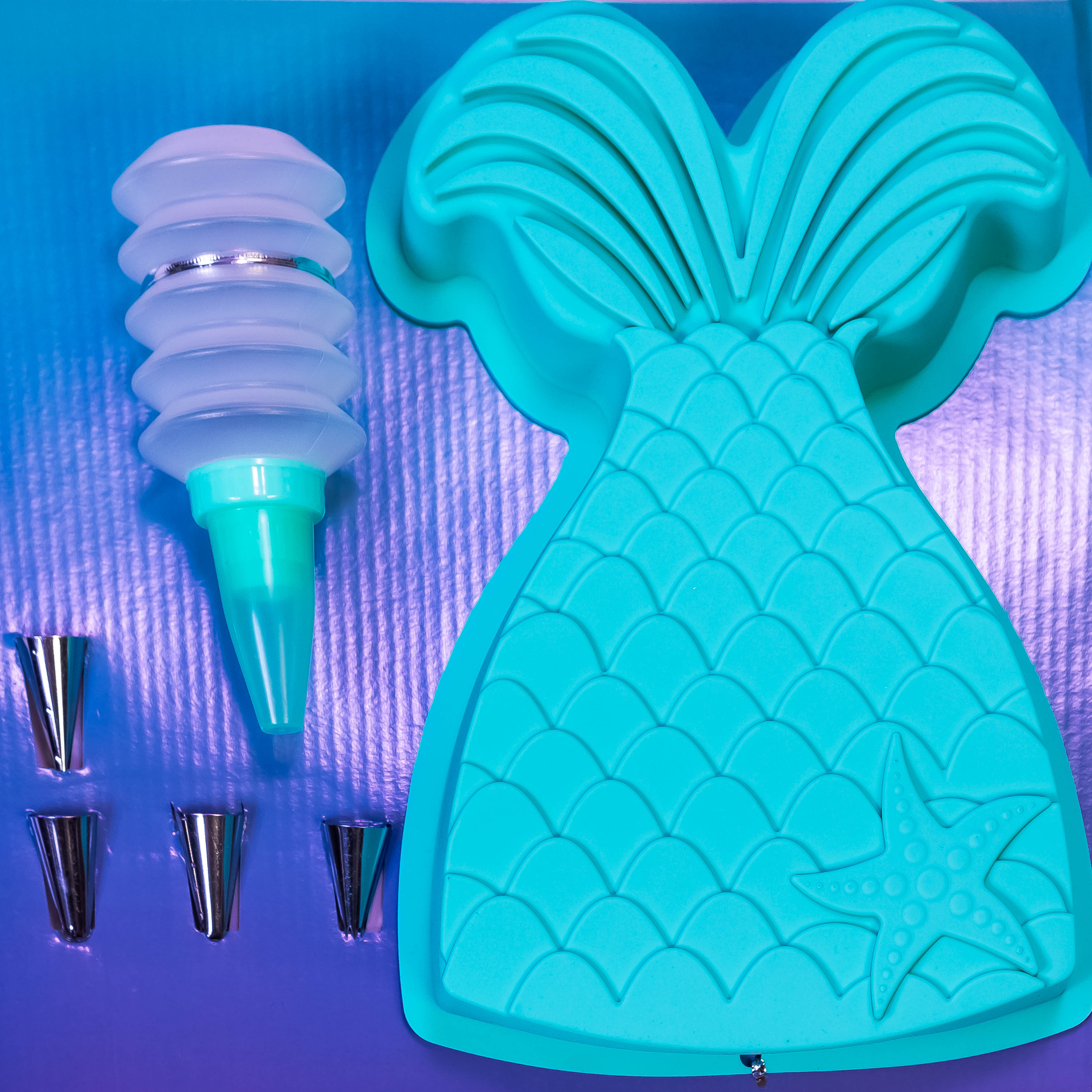 Under the Sea Large Baking Set: Dive into Ocean-Themed Cake Making