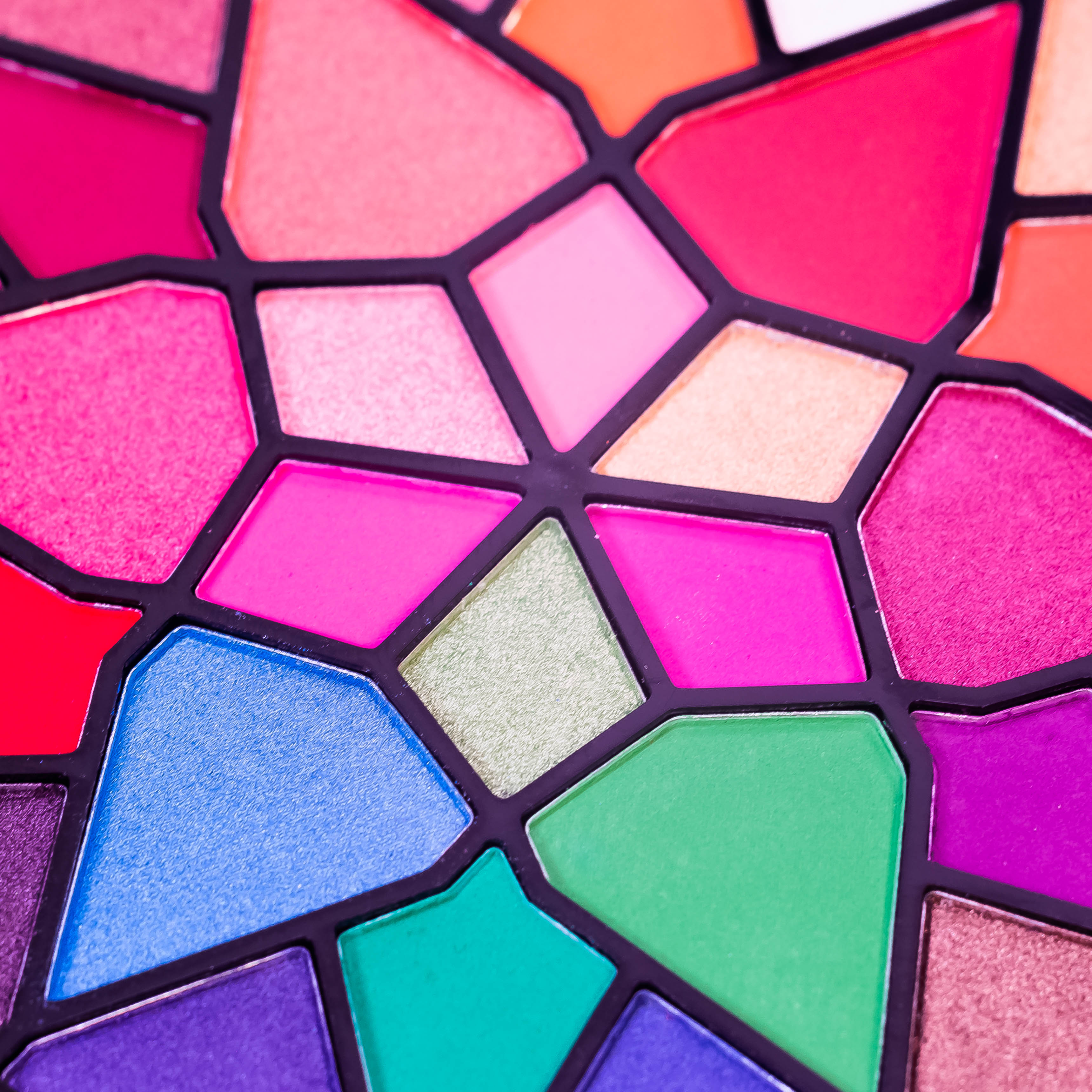 Opulent Vision - HD Palette Amplified 30 Luxe by Revolution