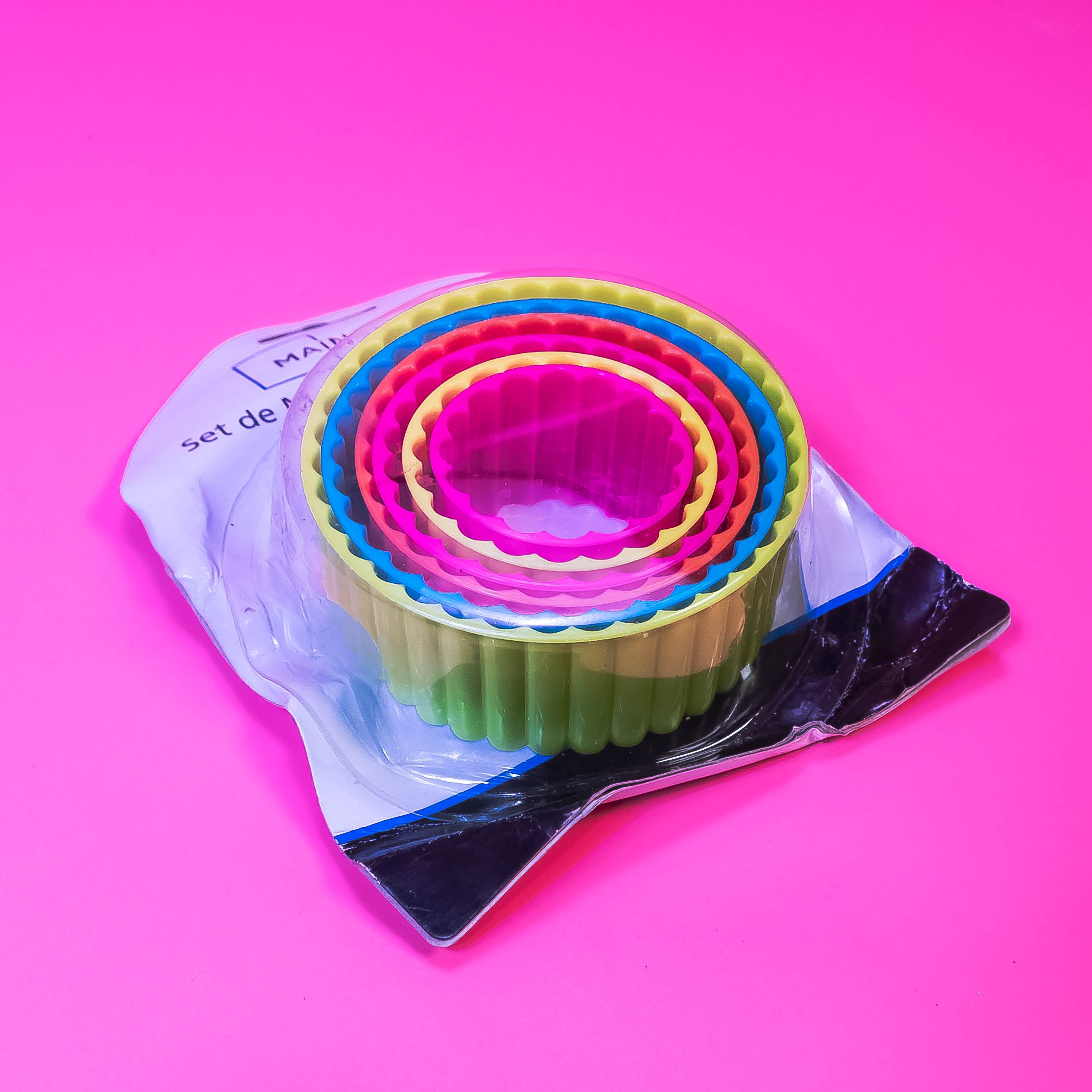 Jades Plastic Cookie Cutter: Create Fun and Delicious Cookies