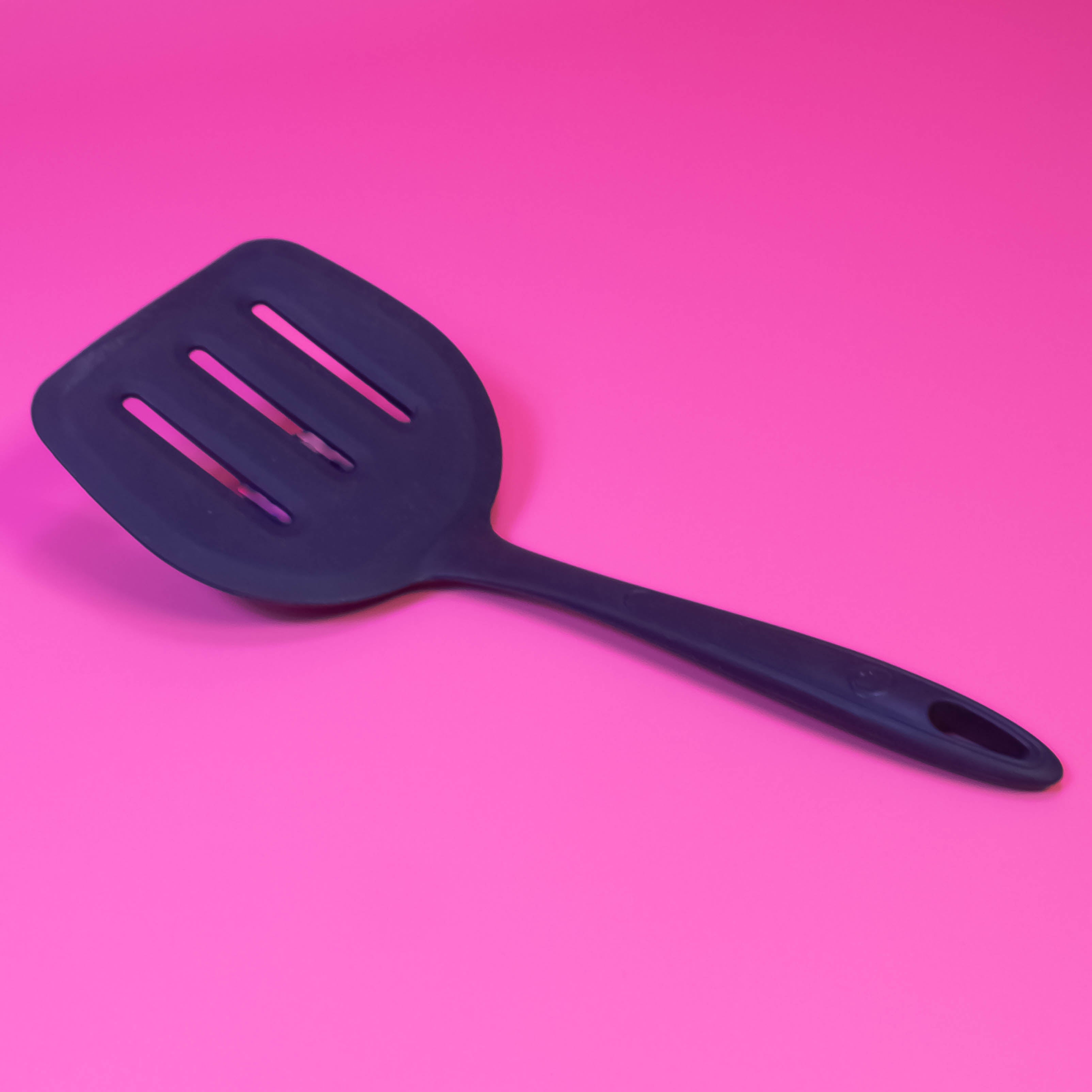 Flex Turner Long Edition: Your Multi-Color, High-Quality Silicone Paratha Flipper