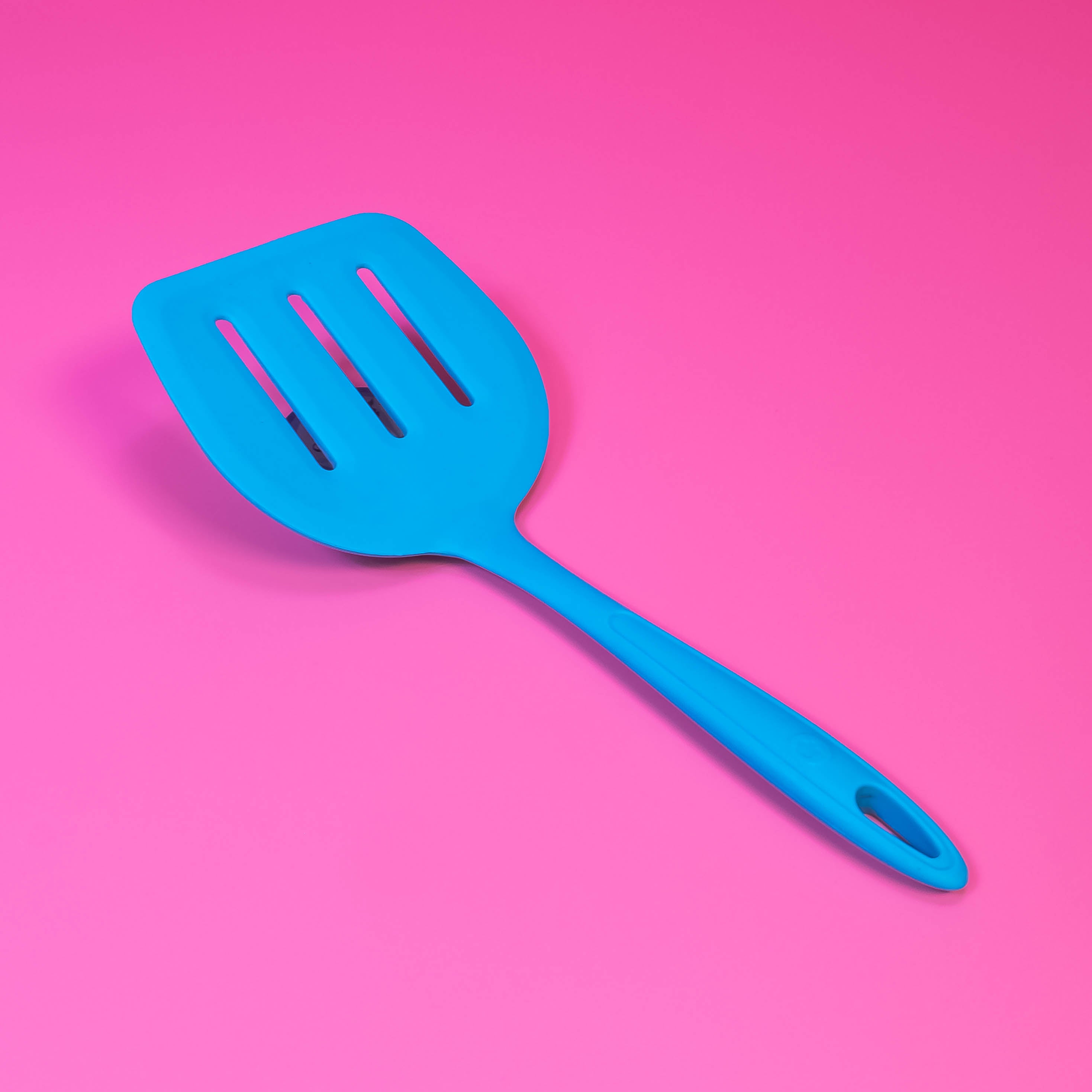 Flex Turner Long Edition: Your Multi-Color, High-Quality Silicone Paratha Flipper