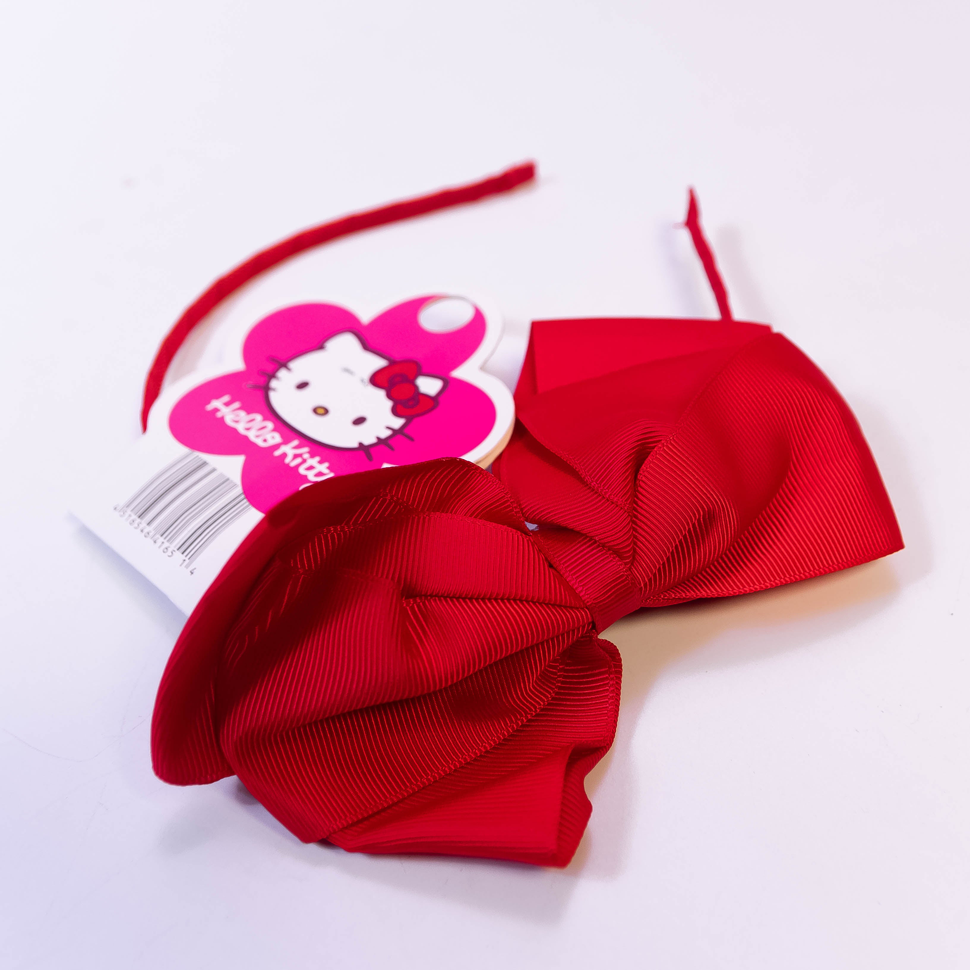 Red Bow Style Hair Band: Add a Playful Touch to Your Hairstyle