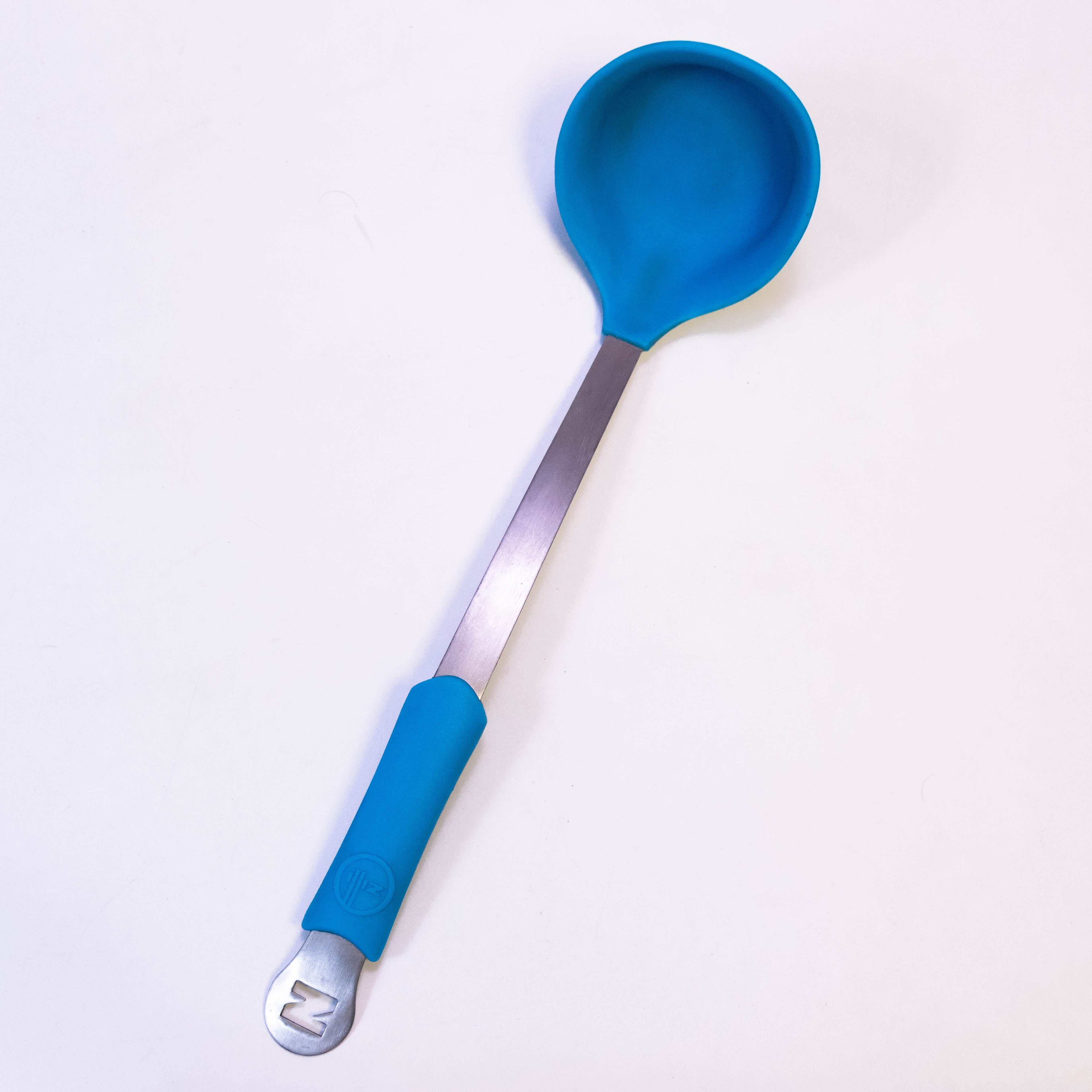 High Quality Blue Silicone Top Ladle Spoon with Stainless Steel Forged Handle