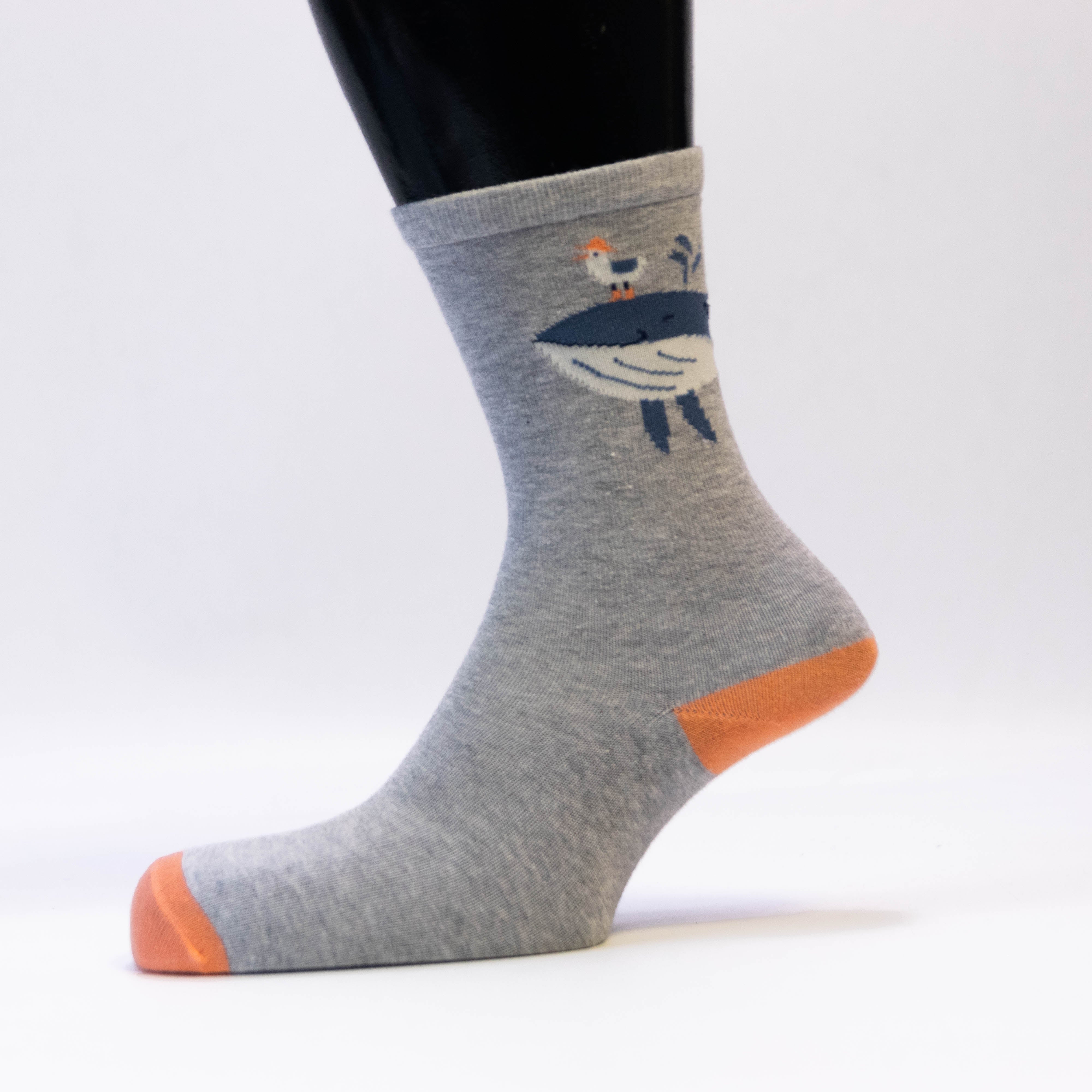 Women's Whale Design Mid-Calf Socks