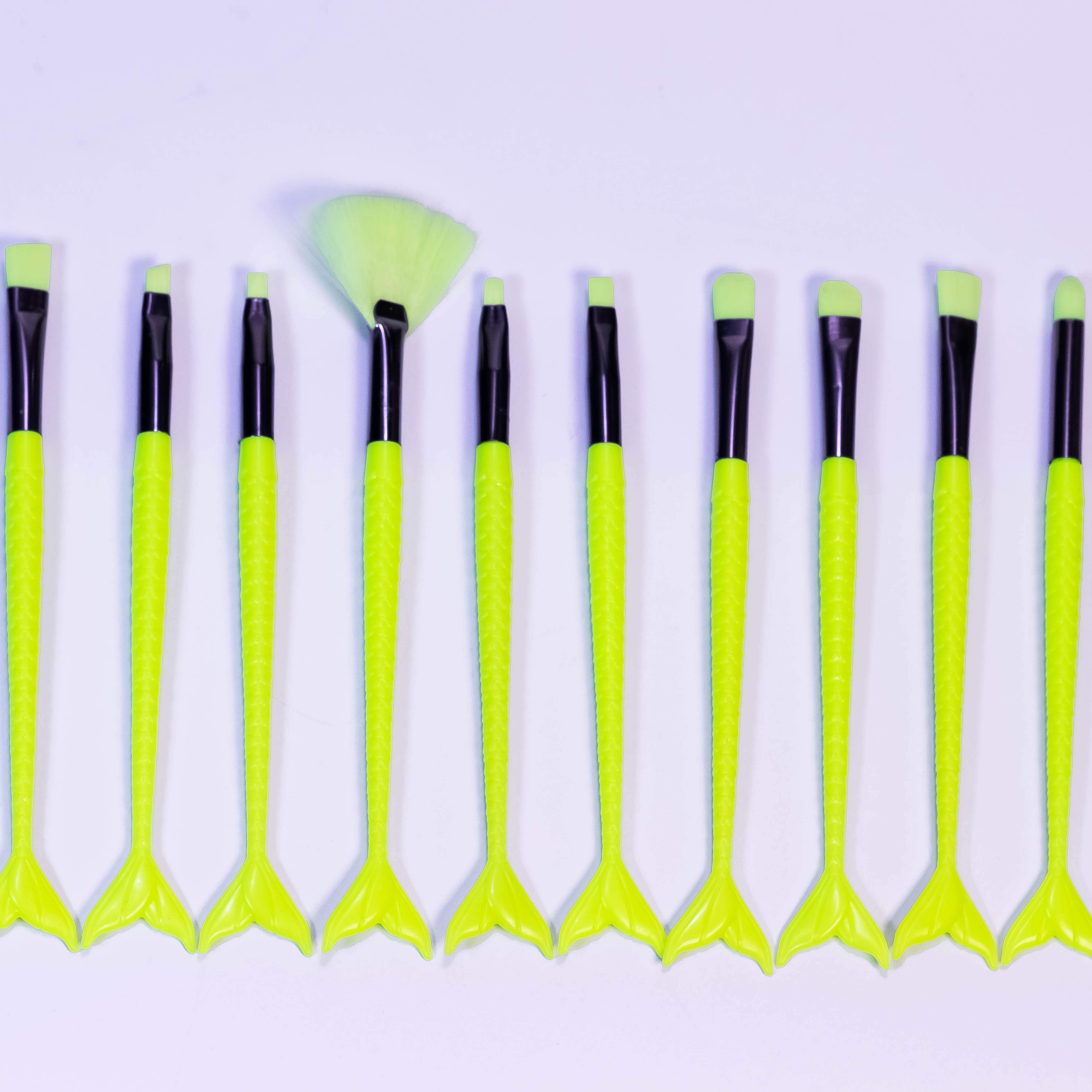 Neotis GlamGlow - Makeup Brushes Set for Girls