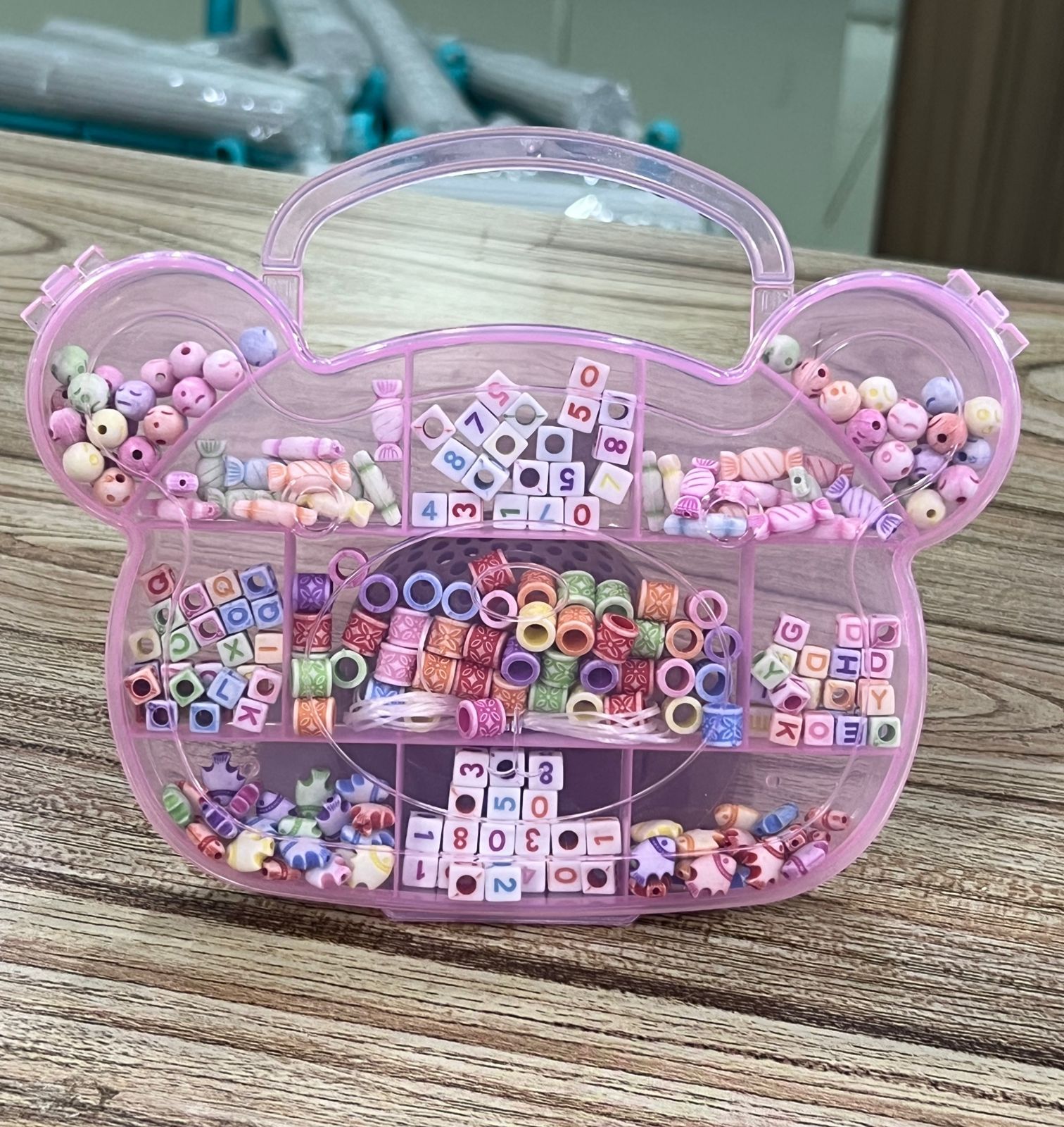 Generoc Bear Kids DIY Handmade Beads Set with 11 Portions Plastic Jewellery Box.