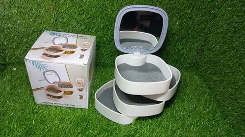 ROTATING JEWELLERY BOX.