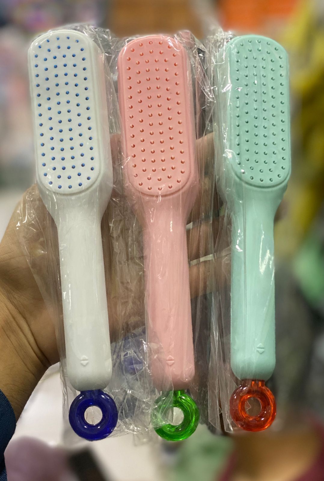 Self cleaning hair comb.