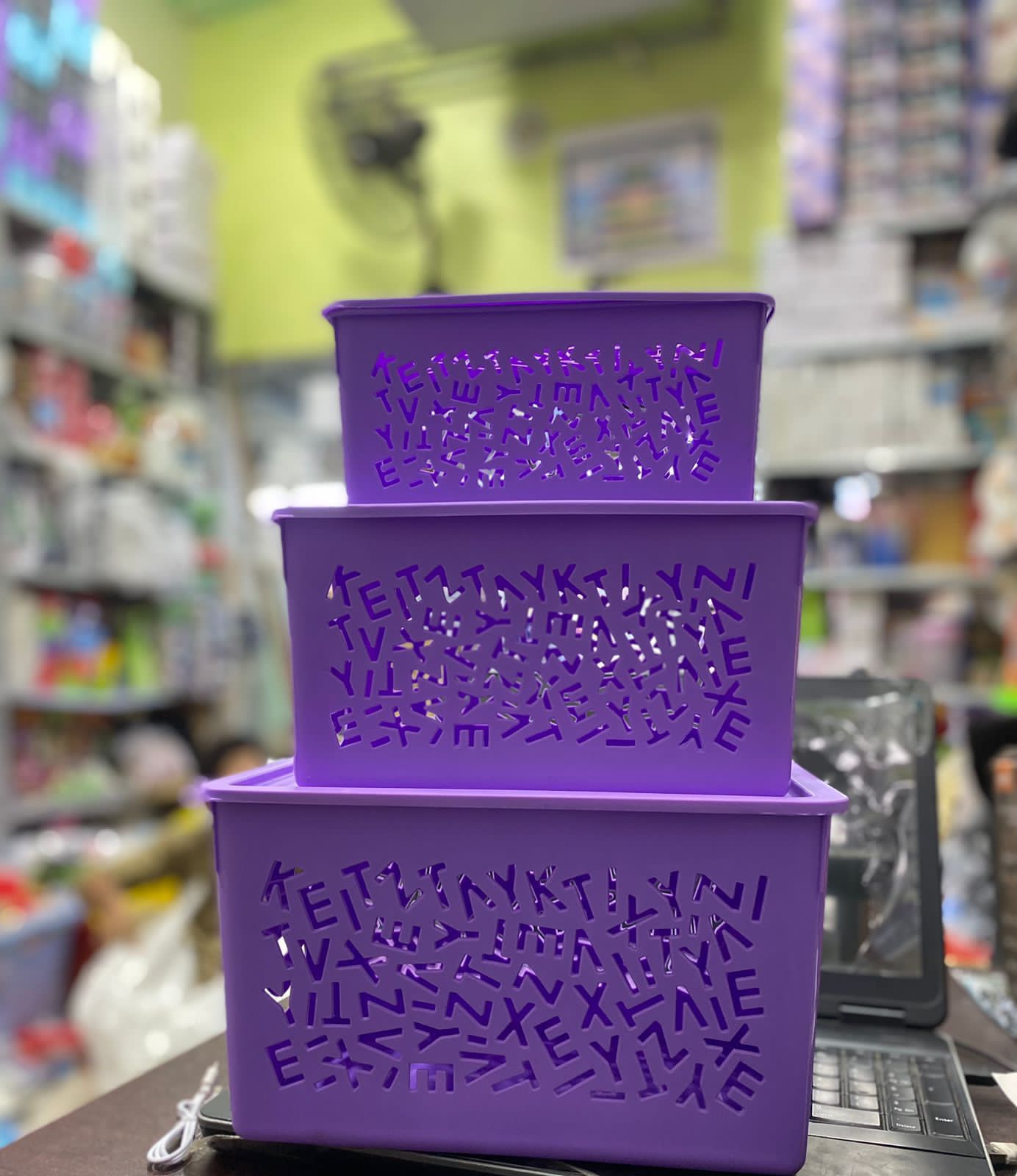 Smiley Basket Pack of 3 With Cap.