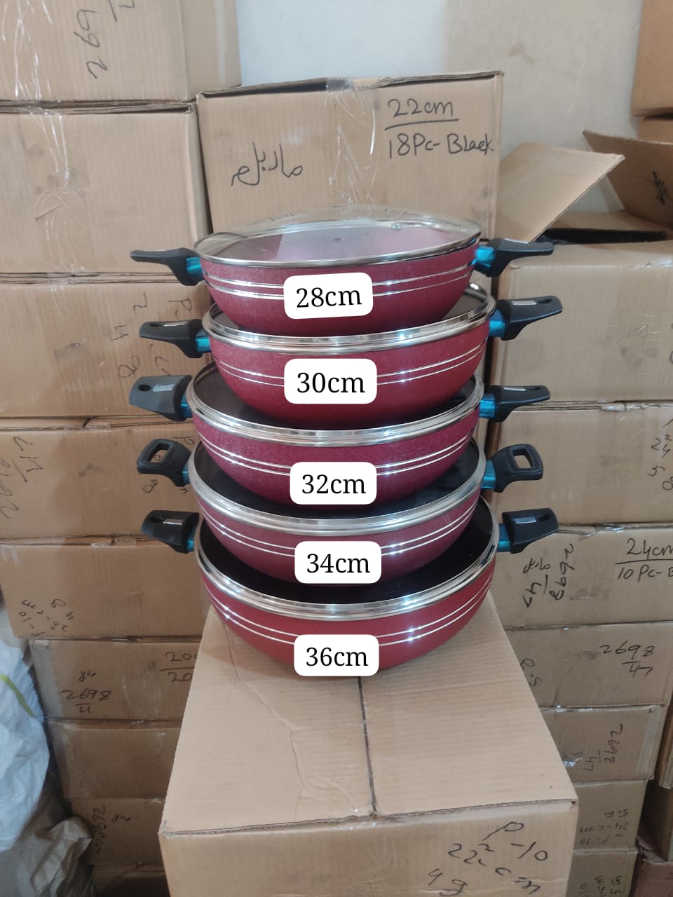 Deep cooking kadai with handles and lid by Zonistores