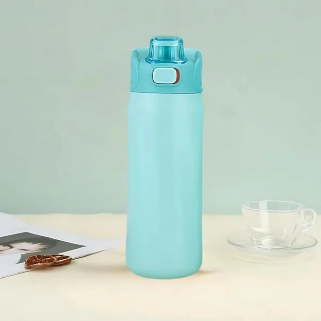 Leakproof school water bottle for kids featuring vacuum insulation and a clear protective flip cap.
