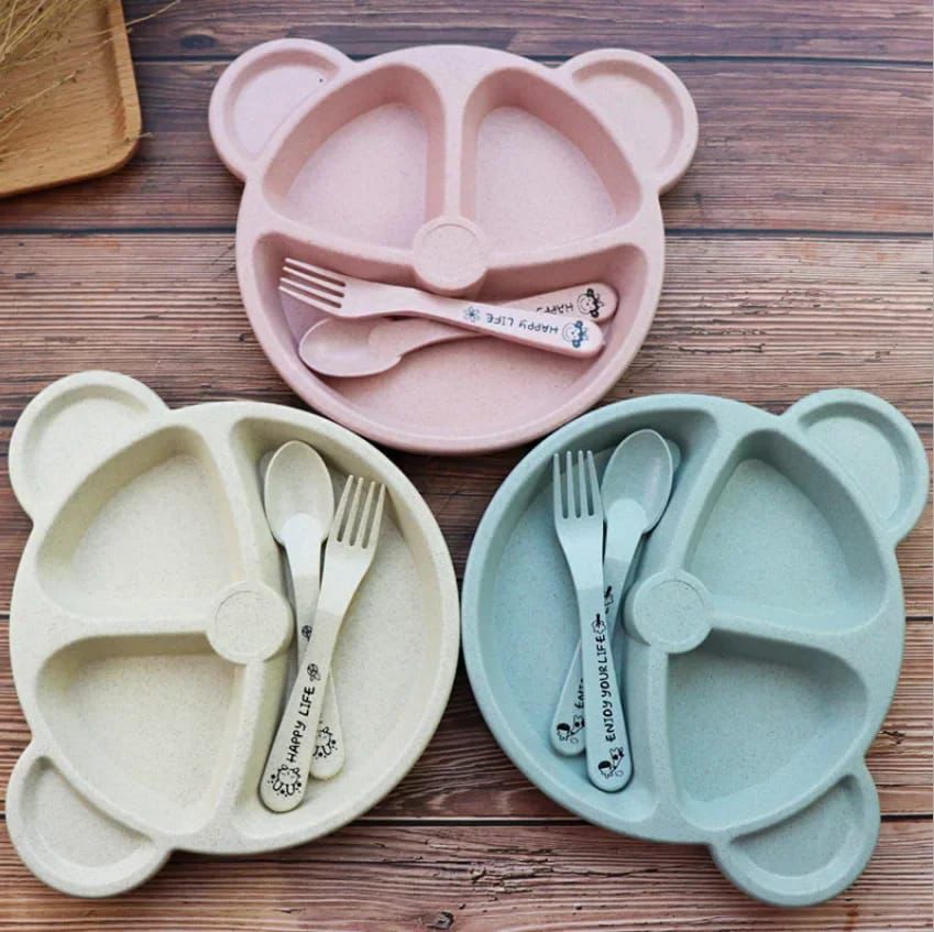 pack of 5pcs Bear Shape Plates Set with 5 pcs spoon and fork.