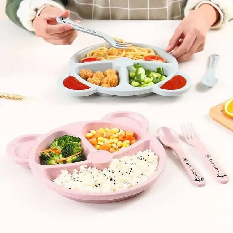 pack of 5pcs Bear Shape Plates Set with 5 pcs spoon and fork.