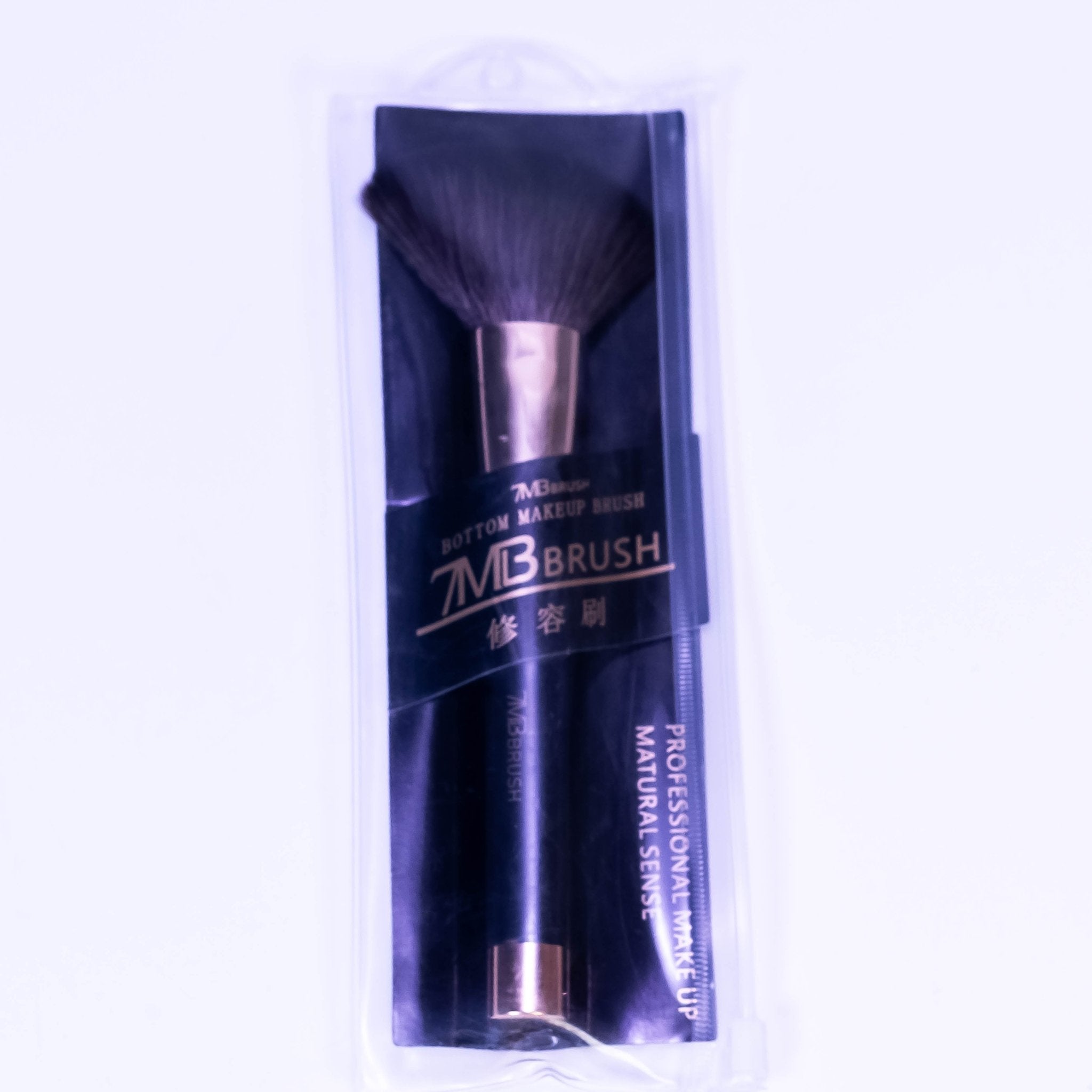 7MB Brush BlushElegance: Your Flawless Blusher Face Brush - ZoniStores