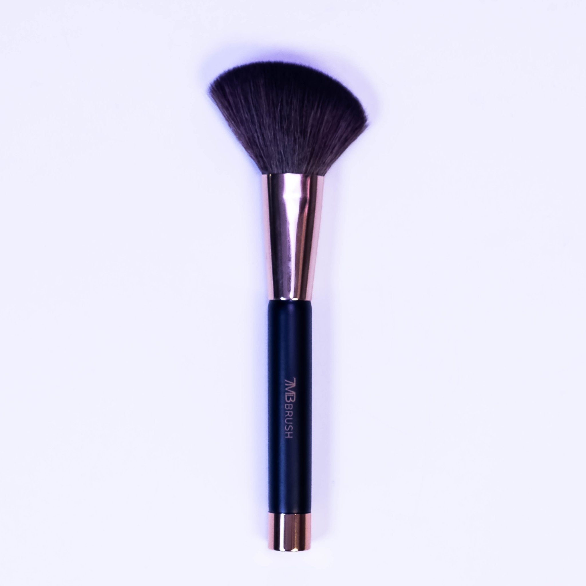 7MB Brush BlushElegance: Your Flawless Blusher Face Brush - ZoniStores